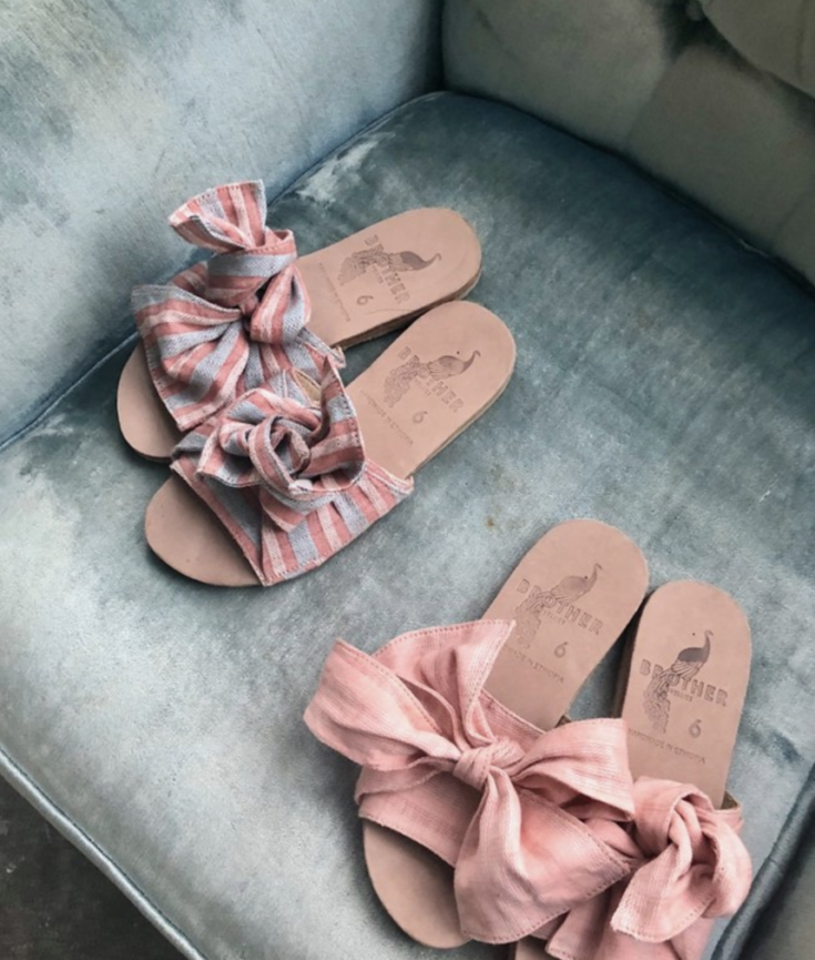pretty flat sandals for summer