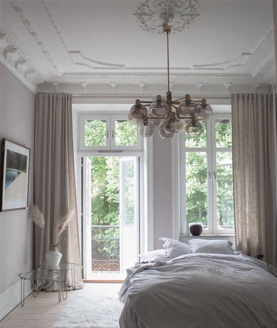 bedroom with elaborate ceiling